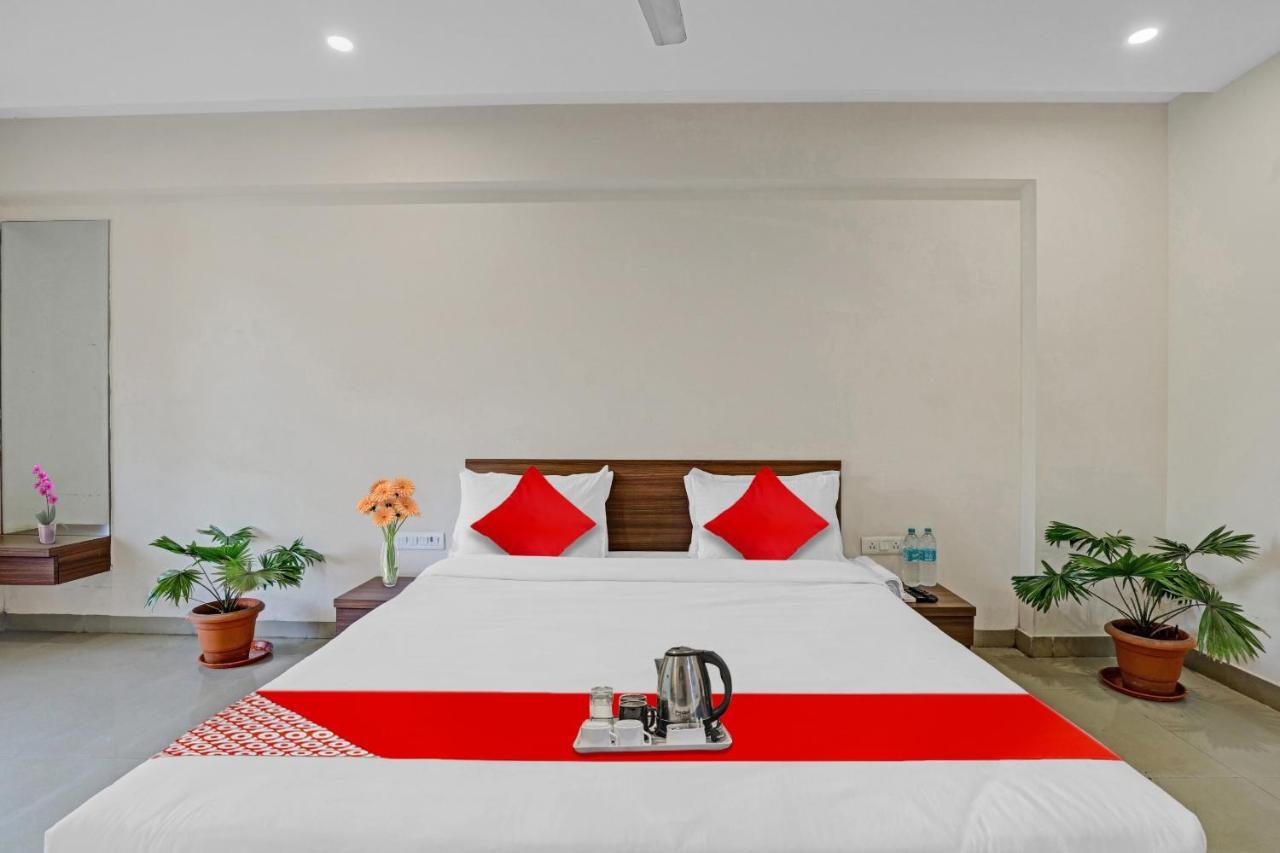 Oyo Flagship Hotel Residency Silvassa Eksteriør bilde